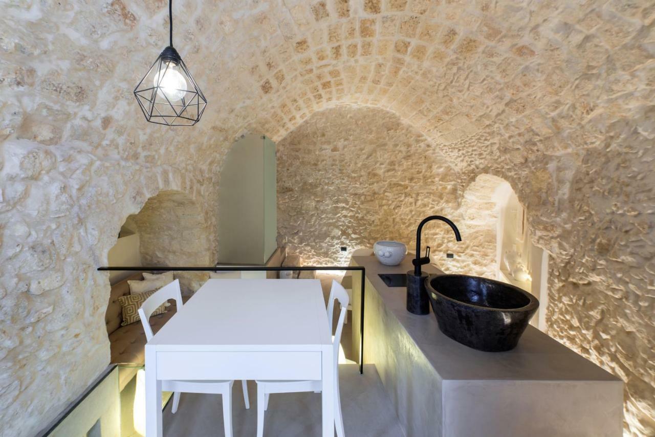 Vittoria Luxury Suite A Ostuni By Wonderful Italy Exterior foto