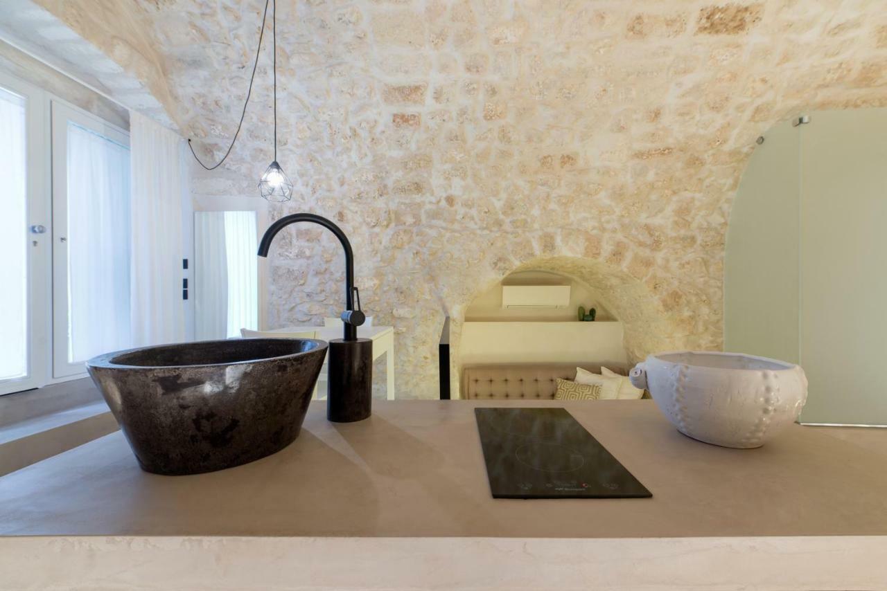 Vittoria Luxury Suite A Ostuni By Wonderful Italy Exterior foto