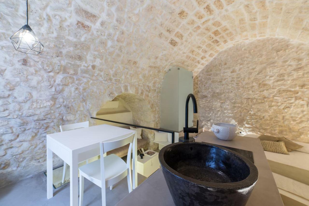 Vittoria Luxury Suite A Ostuni By Wonderful Italy Exterior foto